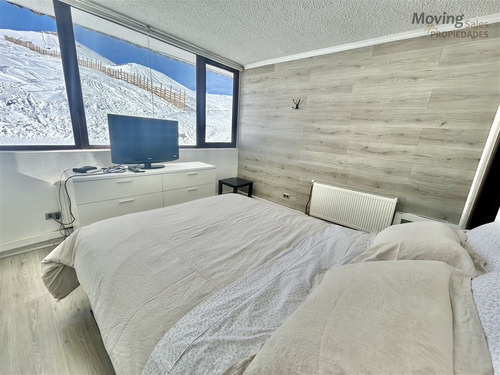 Departamento En Arriendo De 2 Dorm. En Lo Barnechea