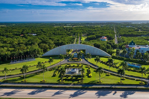 Villas En Playa Nueva Romana En Plano De 3 Habitaciones Con Piscina Y 2 Parqueos 