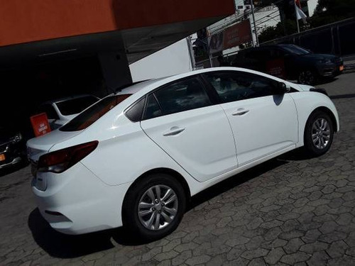 Imagem 7 de 9 de Hyundai Hb20s 1.6 Comfort Plus 16v Flex 4p Automático