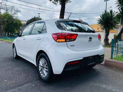 Imagen 6 de 15 de Kia Rio 2018 1.6 Ex Hchback At