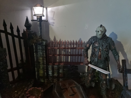 Jason Neca Maqueta Cementerio Para Figuras Tamaño Neca O Sim