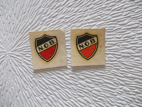 6248- 2 Antiguos Calcos Agua Newell's Old Boy 2cmx2cm Aprox.