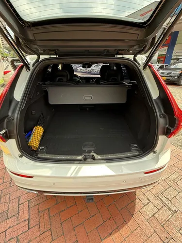 Volvo XC60 2.0 T5 Awd T- Desing BLINDAJE 2+
