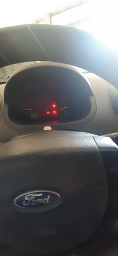 Imagen 7 de 17 de Ford Fiesta Energy 1.6 2004