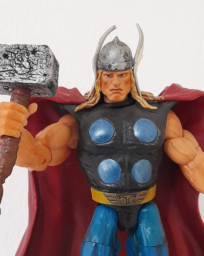 Thor Avengers Marvel Legends Toy Biz (Usado)