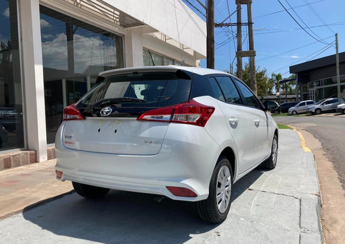 Imagen 6 de 15 de Toyota Yaris 5 Puertas 1.5 6m/t Xs 0km My2023