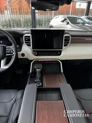 Toyota Sequoia 3.5 V6 Capstone