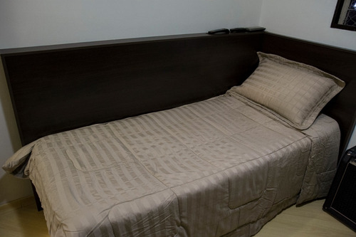 Vende-se Apto 3 Dorm Suite, Garagem 2 Carros, Moveis Planejados Quartos E Cozinha, Ar Condicionado Etc...