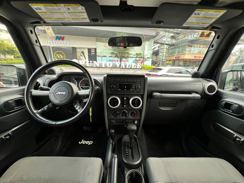 Jeep Wrangler SAHARA