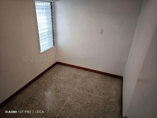 Apartamento En Alquiler En Horizonte 24-27430 Cs