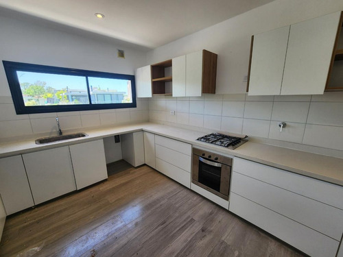 Casa 5 Ambientes En Venta Barrio San Pablo Pilar