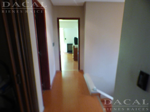 Casa En Venta En La Plata Calle 23 E/ 78bis Y 79 Dacal Bienes Raices