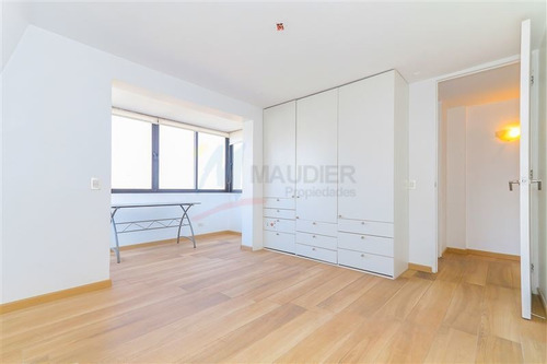 Departamento En Venta De 3 Dorm. En Las Condes
