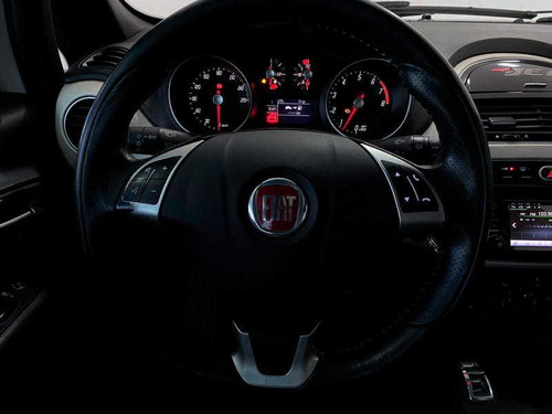 Imagem 6 de 11 de Fiat Punto T-jet 1.4 5p 2016