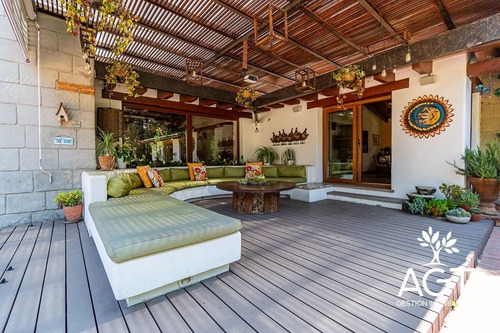 Casa En Venta En Metepec Con Gran Terreno