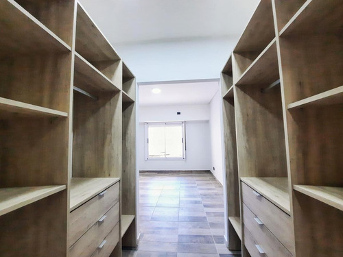 Imagen 9 de 21 de Venta Departamento 3 Amb 177 M2 Valentín Alsina