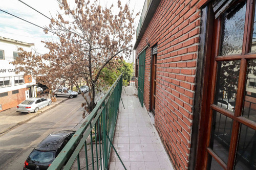 Imagen 2 de 30 de Departamento Duplex Venta Ituzaingo 6 Amb Terraza