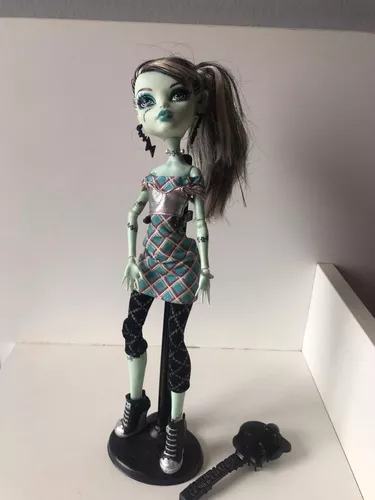 Monster High Ghoulia G1 | Brinquedo Monster High Usado 83729802 | enjoei