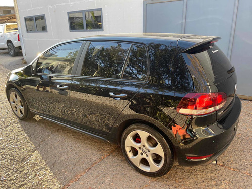 Imagen 3 de 14 de Volkswagen Golf 2012 2.0 Vi Gti Tsi 211cv