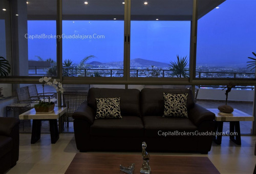 Casa De Lujo Con Vistas Panorámicas El Palomar Zona Sur