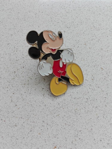 Pin Prendedor Broche Mickey
