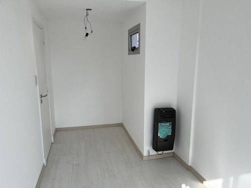 Imagen 17 de 21 de Piso En Venta Ubicado En 42 12 Y 13