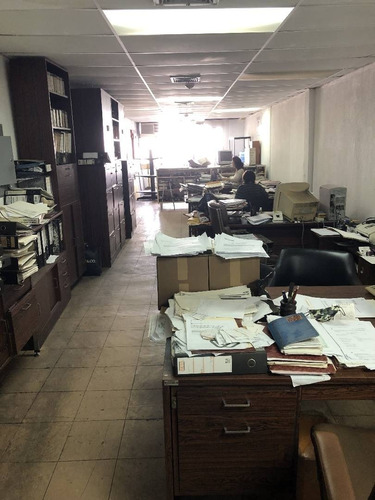 Imagen 6 de 12 de Edificio Industrial A Media Cuadra De La Francisco De Miranda, A Una Cuadra Del Metro Contactar Al Whatsapp