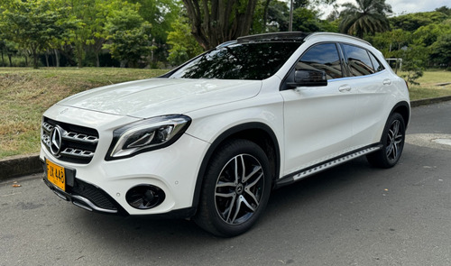 Mercedes-Benz Clase GLA 1.6 Urban