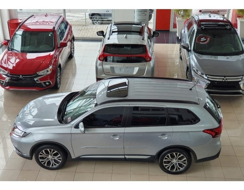 Outlander 2.0 16v Gasolina 4p Automático 34000km