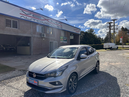 Fiat Cronos 1.8 16v Precision
