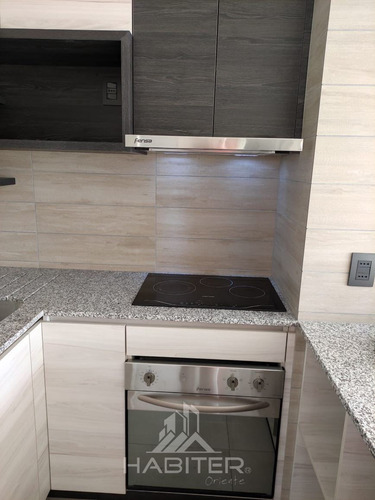 Departamento En Venta De 2 Dorm. En Santiago
