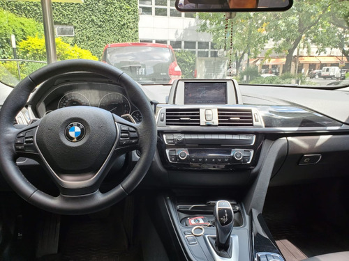 Bmw 320i Sport - Automatico