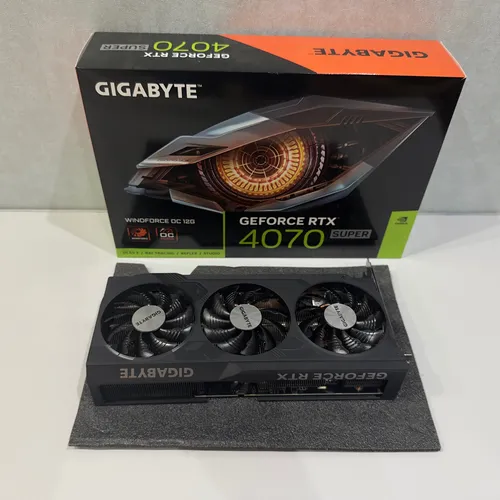 Placa De Vídeo Gigabyte Geforce Rtx4070 Super Wind Para 12gb Placa De Vídeo Gigabyte Geforce Rtx4070 Super Wind Para 12gb