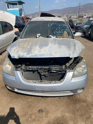 Imagen 9 de 9 de Nissan Altima 03 Refacciones Piezas Partes