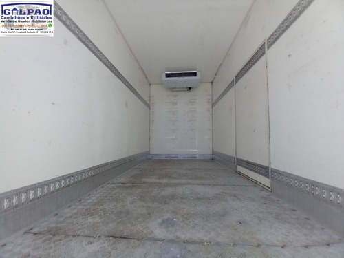 Imagem 10 de 15 de Vw Express Prime (2020) Baú Refrigerado