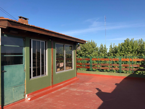 Imagen 2 de 30 de Ph En Venta 3 Dormitorios Terraza Quincho Parrilla