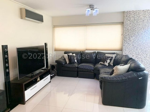 Imagen 4 de 12 de Alquiler De Hermoso Apartamento En Colinas De Bello Monte / Cl 23-13016