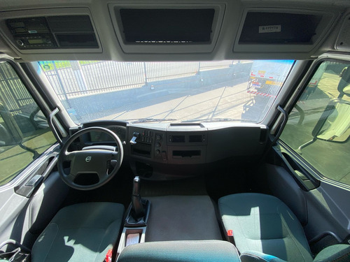 Volvo Vm 270 Cabine Leito Ano 2022 Sider 8 Metros 14 Paletes