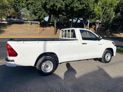 Toyota Hilux Pikc Up D/h A/a 2.7