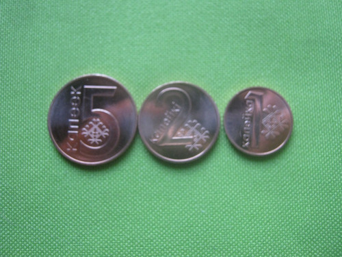 Bielorrusia Lote De 3 Monedas Diferentes 