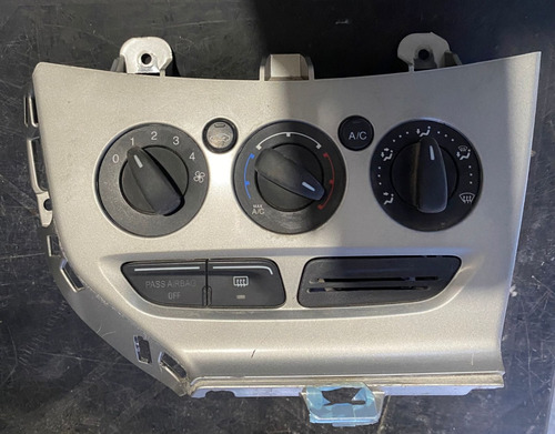 Controles Climáticos Ford Focus 13-14