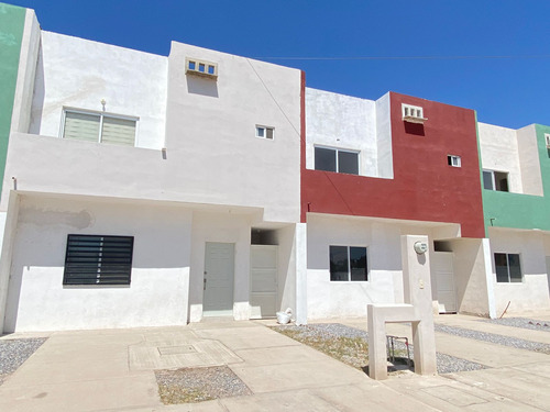Casa En Venta En Las Torres, Torreón