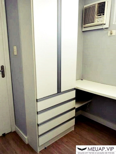 Imagem 12 de 25 de Apartamento Reformado Para Venda Em Santos No Bairro Do Embaré - Em1792 - 69179060