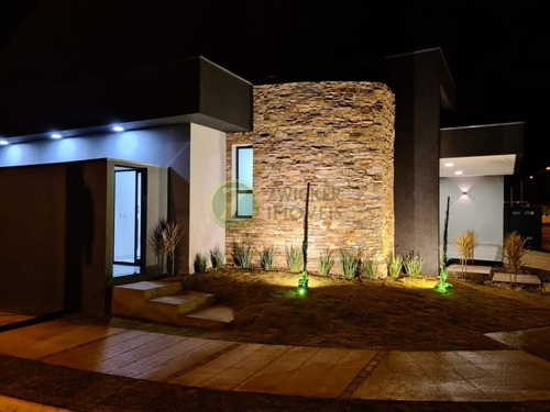 Imagem 3 de 26 de Venda Ou Locação Maravilhosa Casa No Condomínio Villa De Leon - Co00929