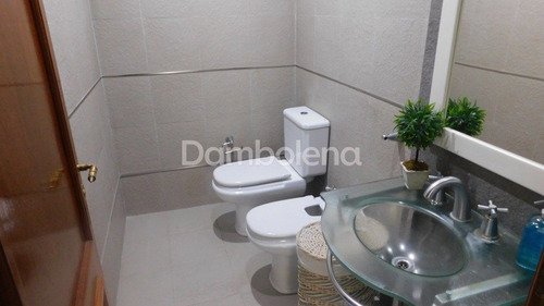 Casa En Venta - Moreno