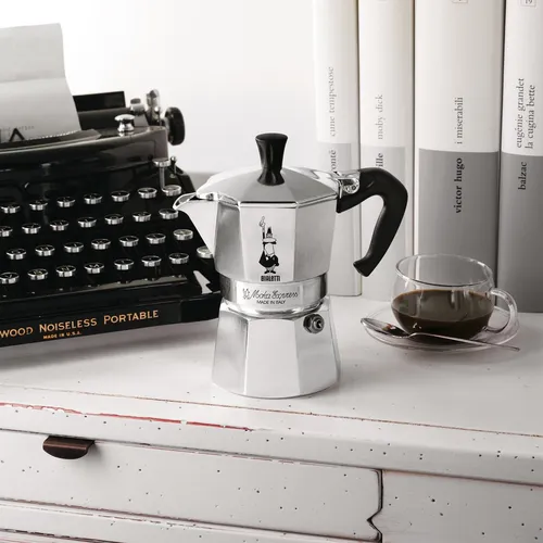 Cafetera De Café Espresso Bialetti Moka Express 670 Ml Plate