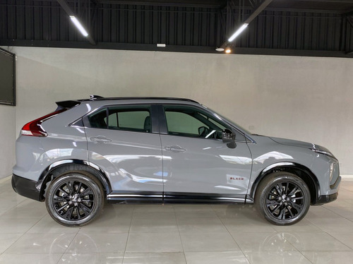 Mitsubishi Eclipse Cross 1.5 Hpe Black Turbo Cvt 5P