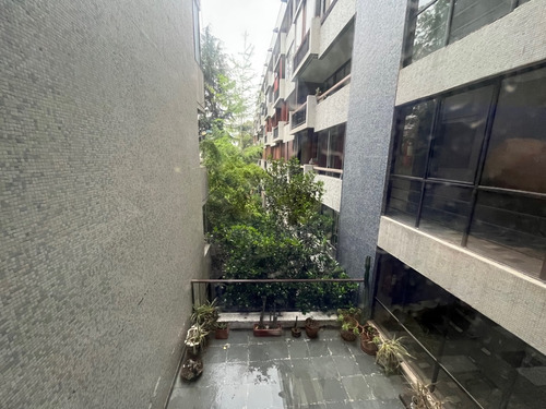 Lindo Depto. Remodelado/ 2 D+ 2 B+ E / Lyon / Carlos AntĂșnez