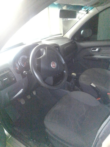 Imagem 4 de 15 de Fiat Siena