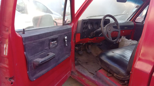 Chevrolet C-10 C10 pick up 1977, motor Perkins 4 cilindros andando